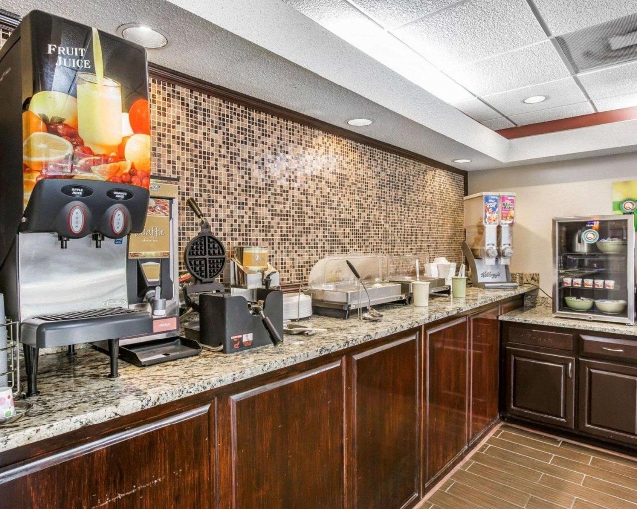 Knights Inn & Suites Гриффин Экстерьер фото