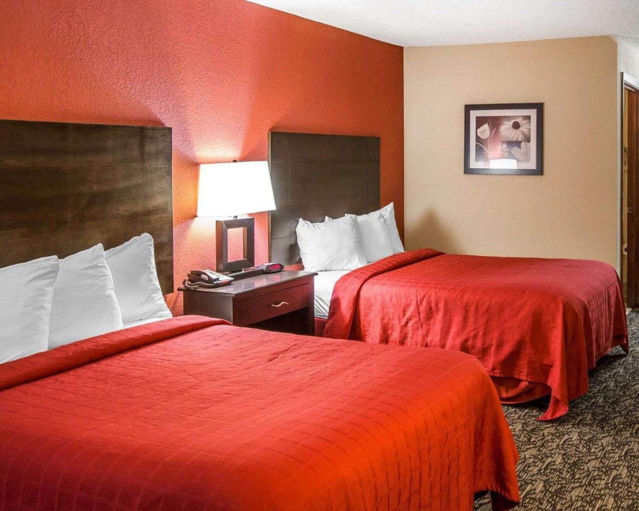 Knights Inn & Suites Гриффин Экстерьер фото