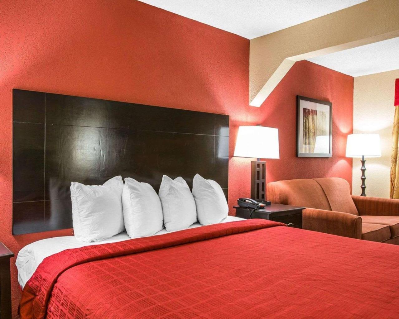 Knights Inn & Suites Гриффин Экстерьер фото